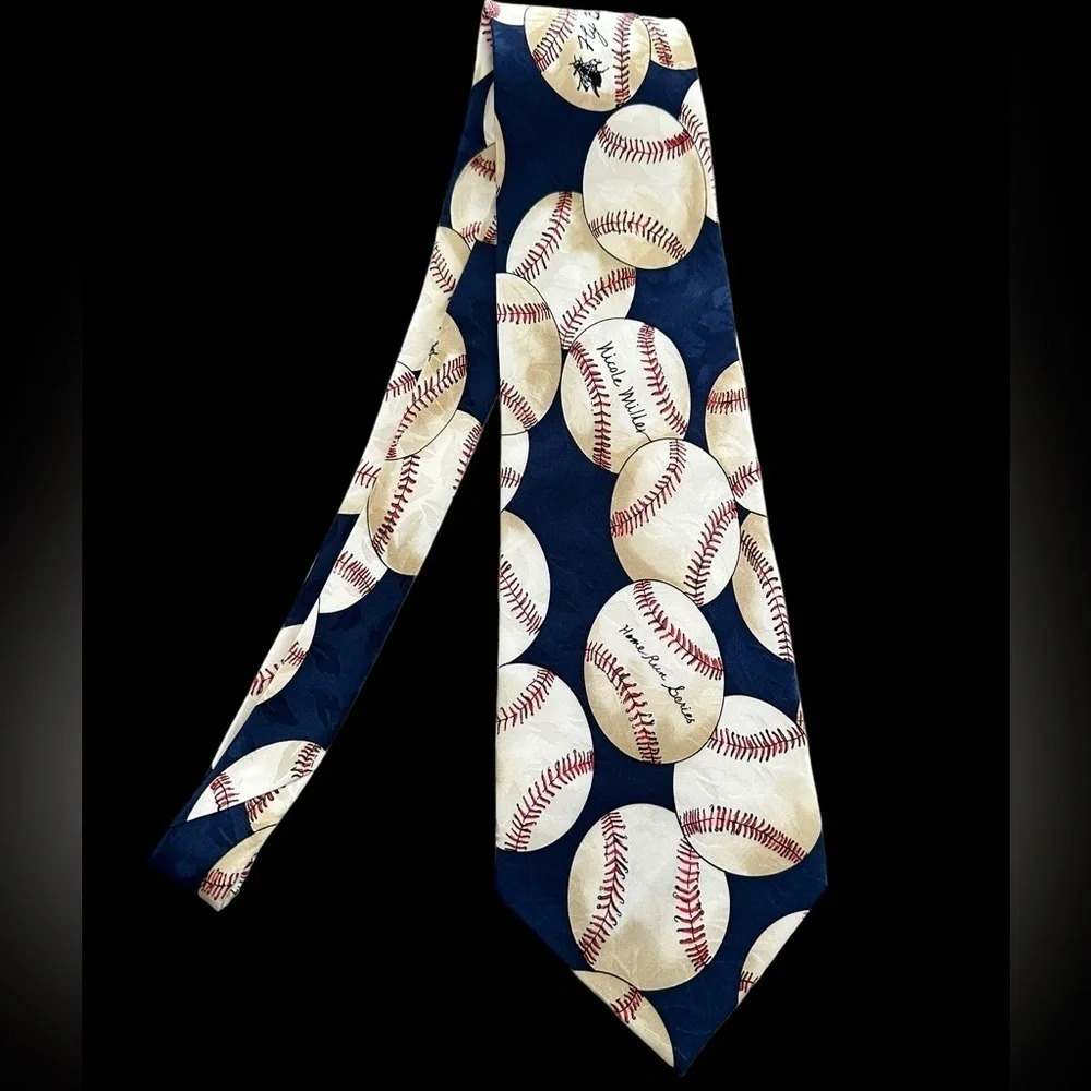 Nicole Miller 1994 Silk Baseball Necktie Tie Fly Ball Home Run Series Navy Coach